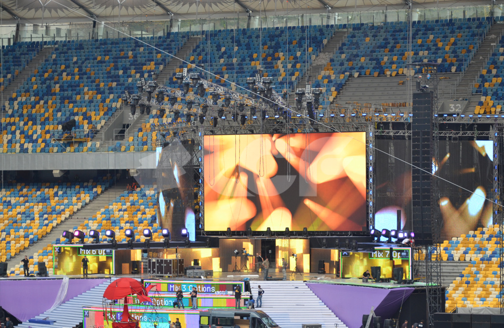 2012乌克兰欧洲杯赛场P205.jpg 2012乌克兰欧洲杯赛场P205.jpg