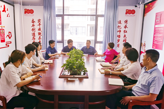 热烈庆祝联诚发工会正式成立！