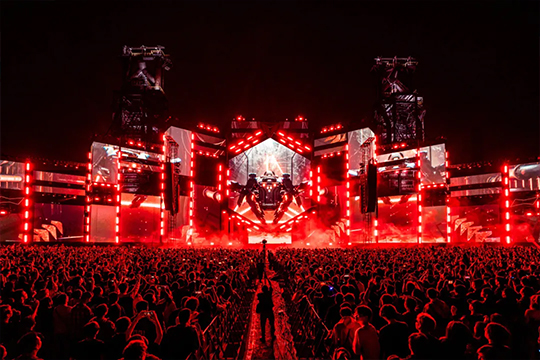 一路生花！联诚发大屏激发文旅演艺新活力！ 