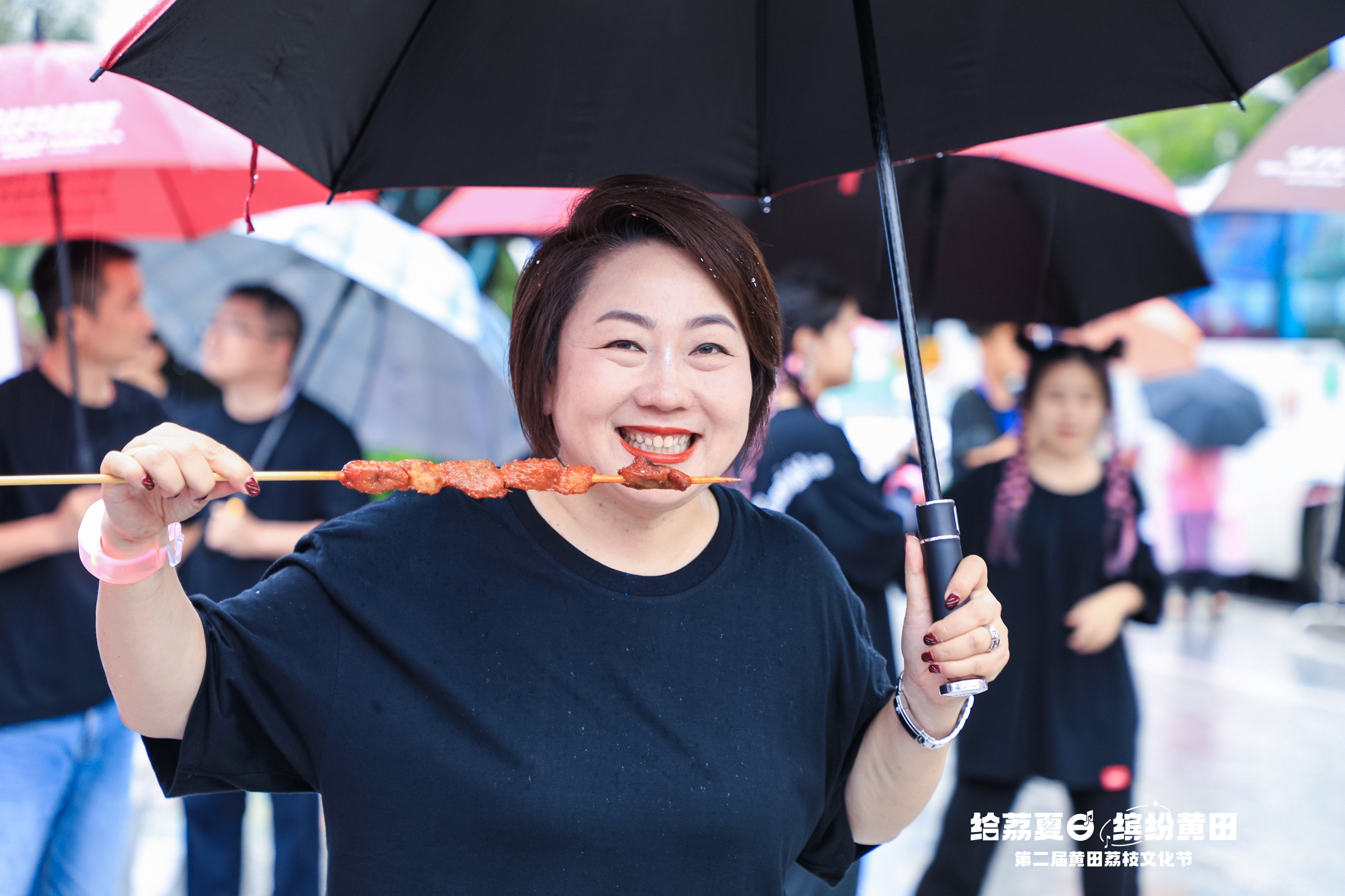 联诚发总裁龙平芳