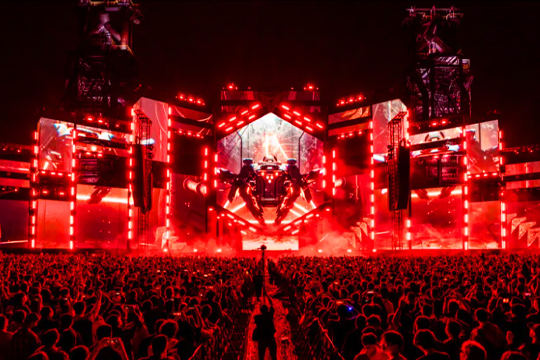 联诚发LCF新加坡ITC云仓启航，国际演艺市场的黑马强势突围！