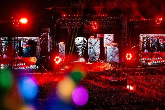 双星闪耀！联诚发LED巨幕助力周杰伦、张韶涵打造沉浸式视听盛宴！